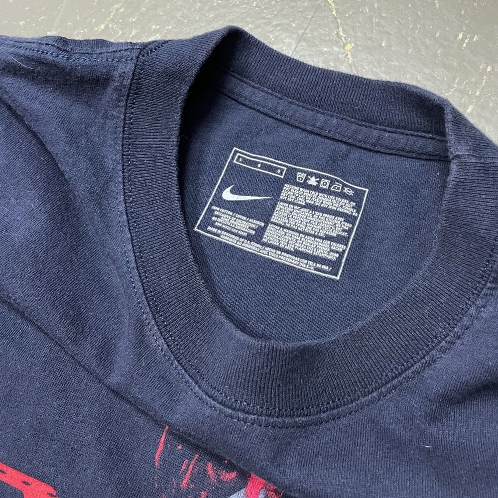 Nike Kobe Bryant Icon Shirt Vintage Retro Mamba LG - Picture 6 of 8